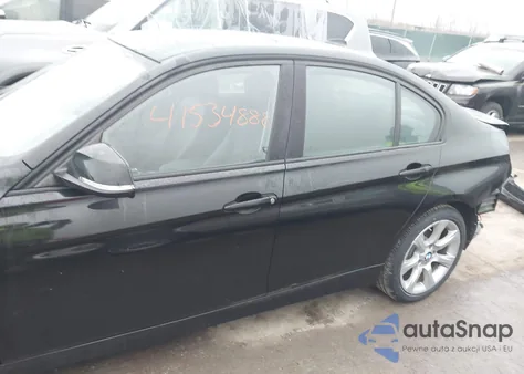 2015 BMW 328 Xi z USA, uszkodzony, nr VIN WBA3B3C59FF546914
